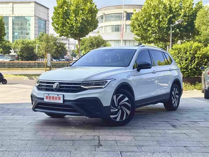 Volkswagen Tiguan L