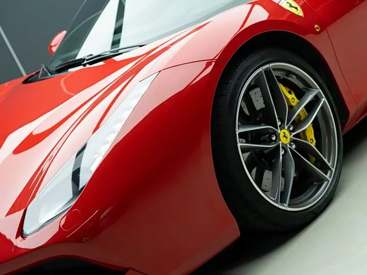 ferrari 488