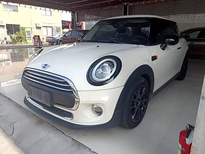 MINI 