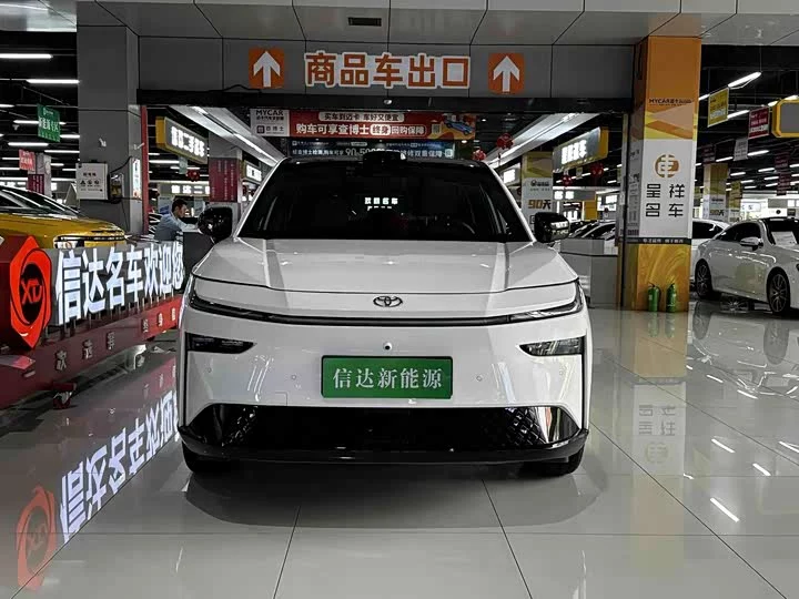 Toyota Bozhi 3X