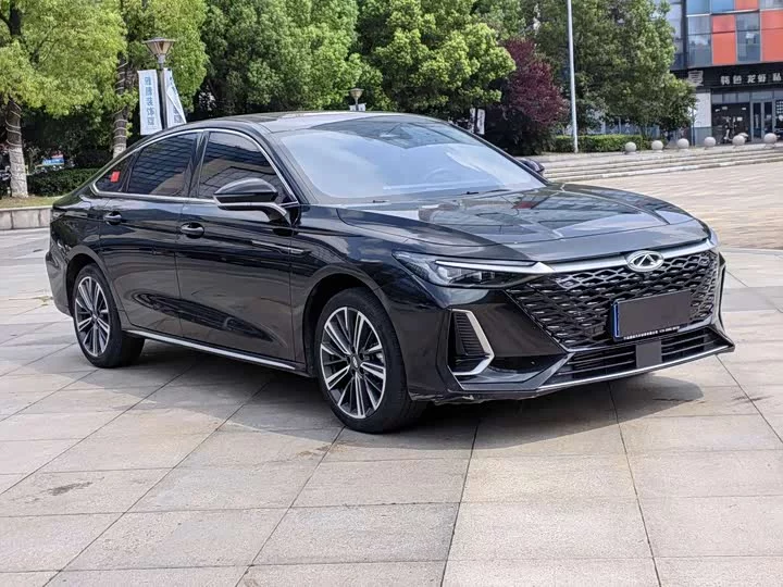 Chery Arrizo 8