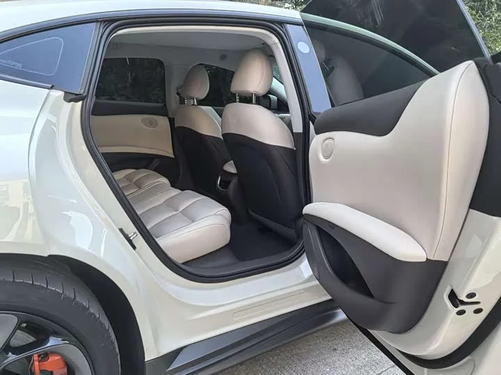 Zhiji L6