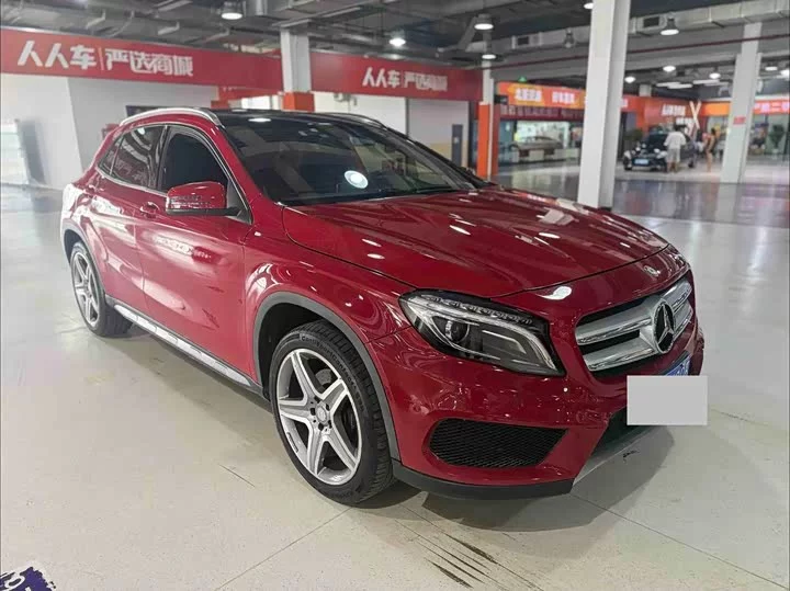 Mercedes-Benz GLA