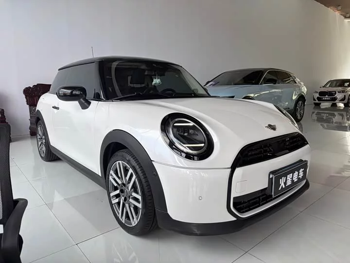 MINI 