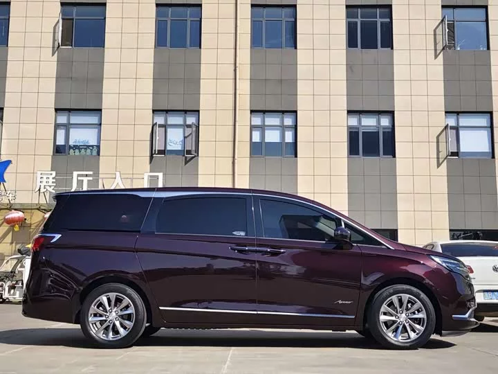 Buick GL8
