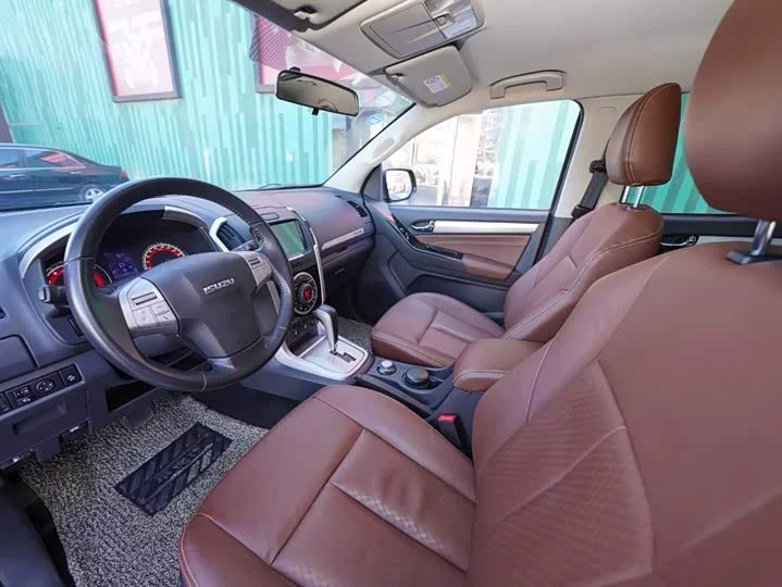 Isuzu mu-X Shepherd