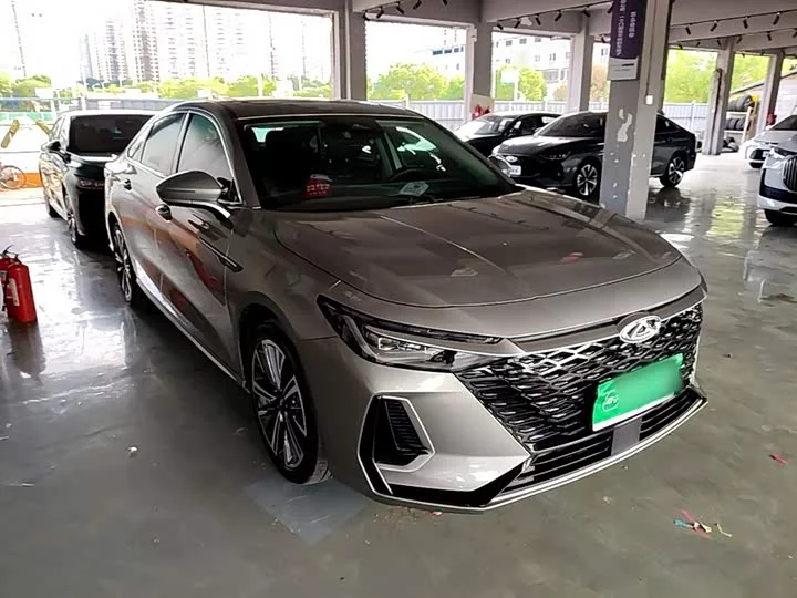 Chery Arrizo 8