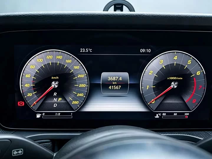Mercedes-Benz G-rated