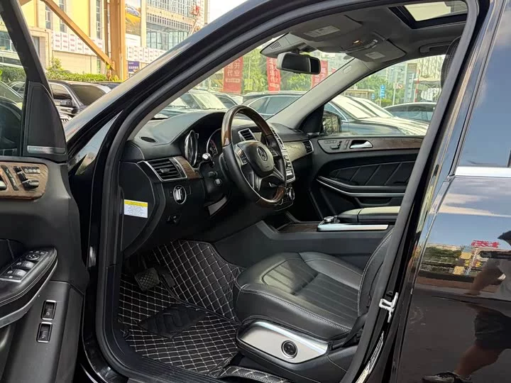 Mercedes-Benz GL-Class