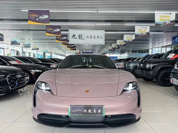 Porsche Taycan