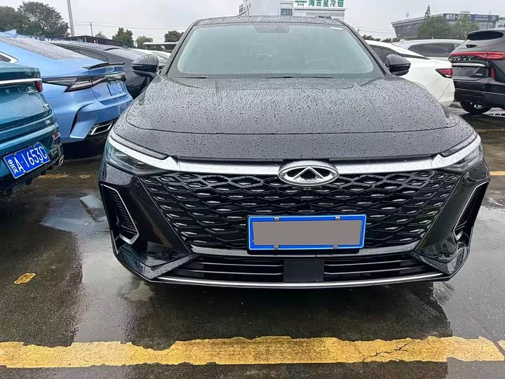 Chery Arrizo 8