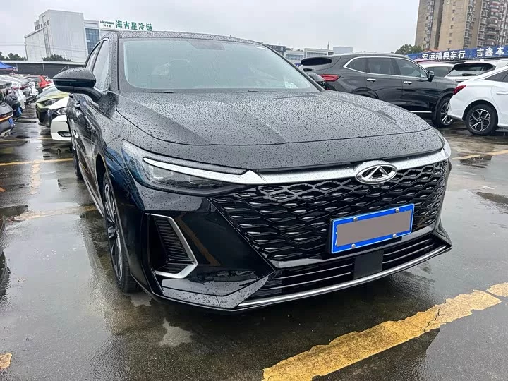 Chery Arrizo 8