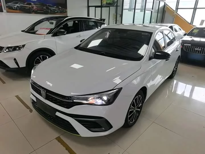 Roewe i5
