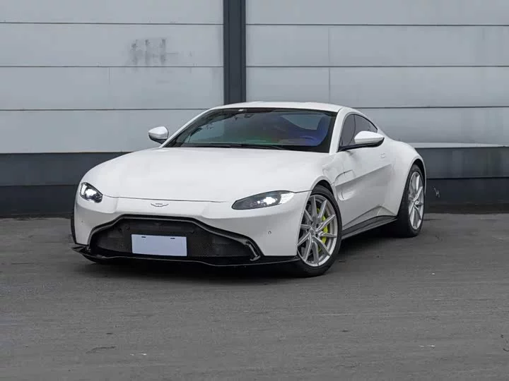 Aston Martin V8 Vantage
