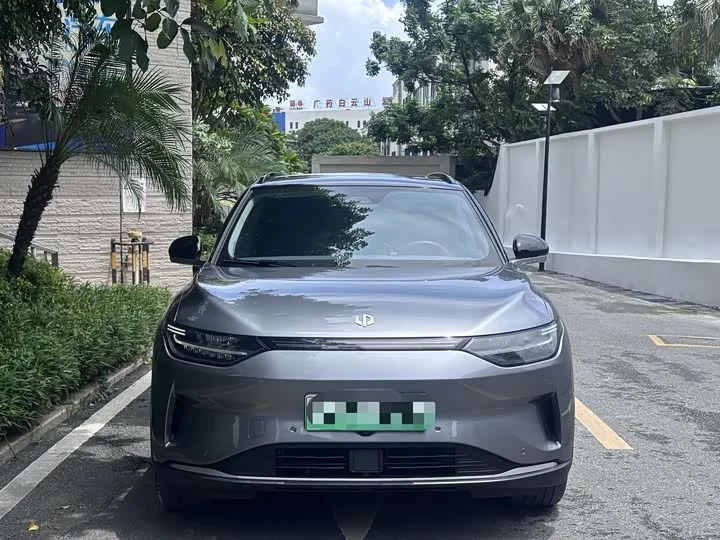 Leapmotor Zero running C11