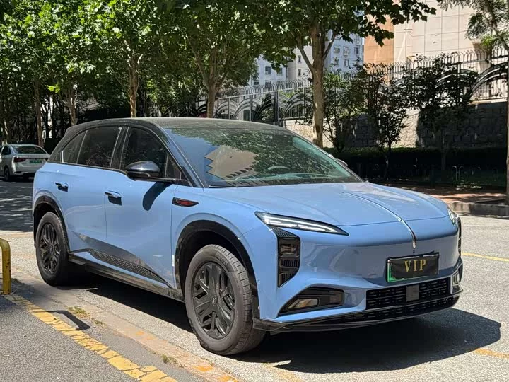 Hongqi Tiangong 08