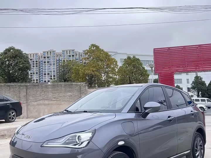 NETA Nezha V