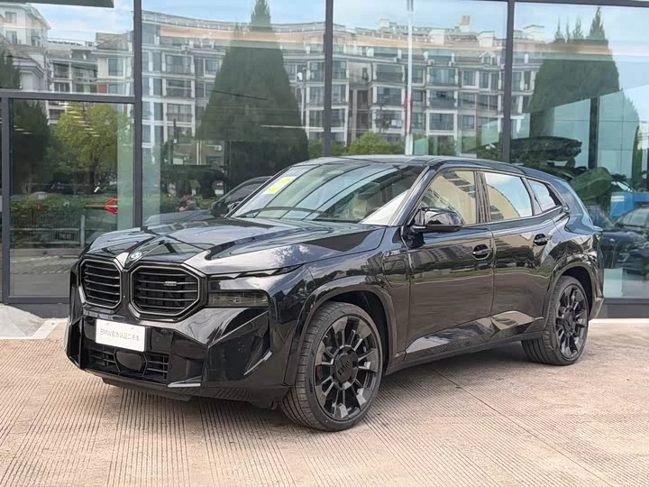 BMW XM