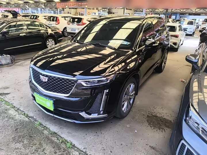 Cadillac XT6