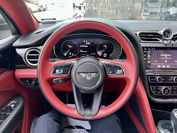 Bentley Bentayga
