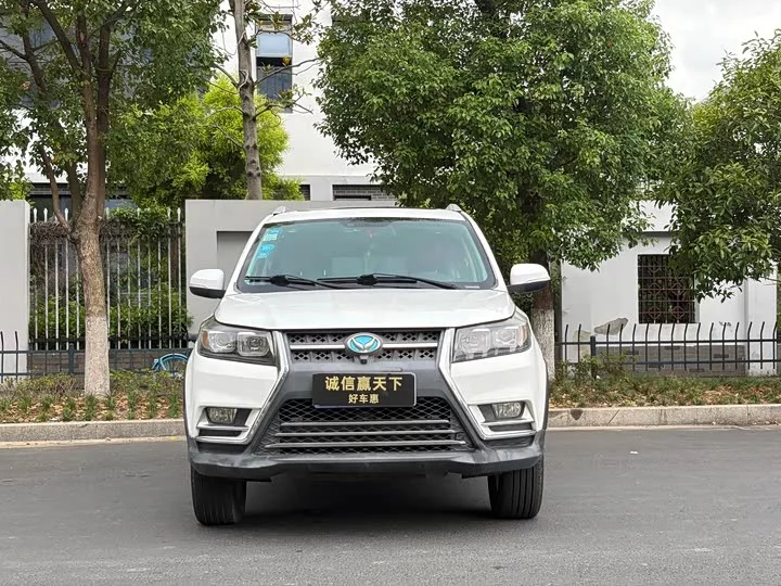 BAIC S3