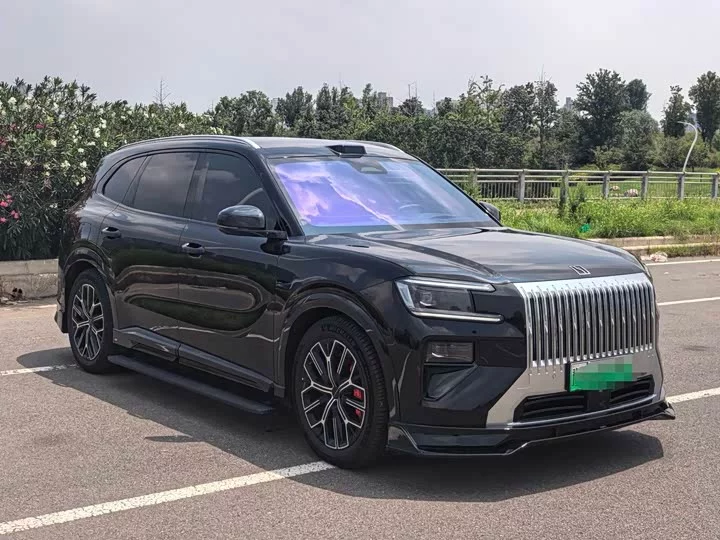 ZEEKR 8X