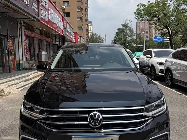 Volkswagen Tiguan L