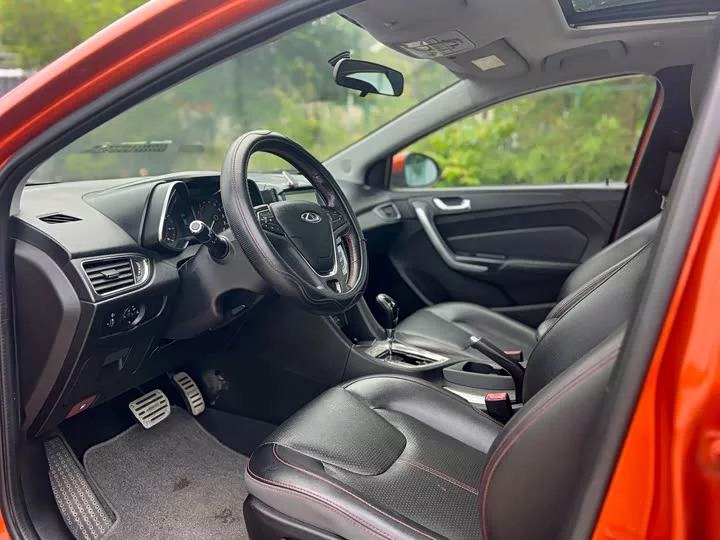 Chery Arrizo 5