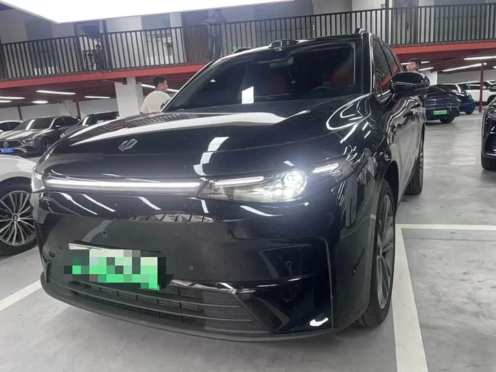 Leapmotor C16