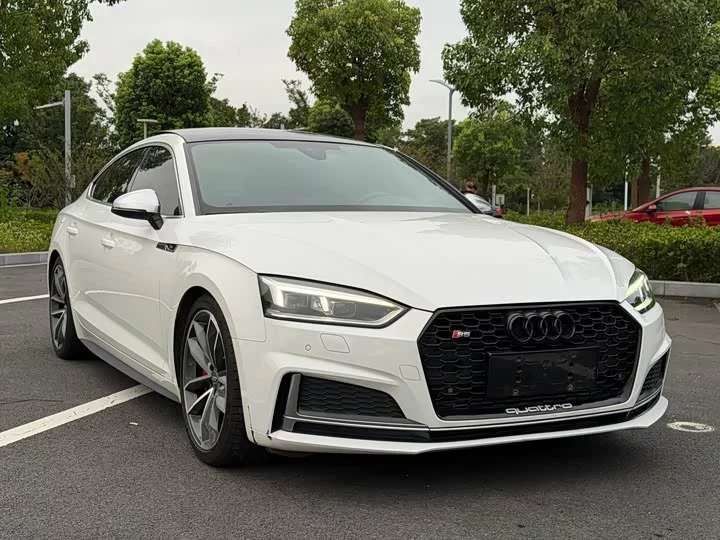 Audi S5