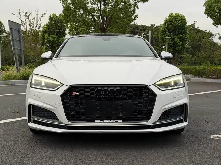 Audi S5