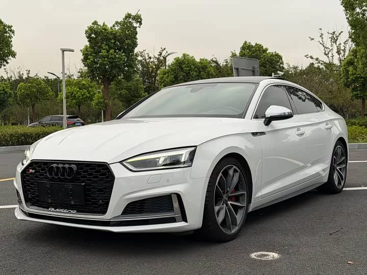 Audi S5