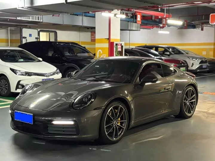 Porsche 911