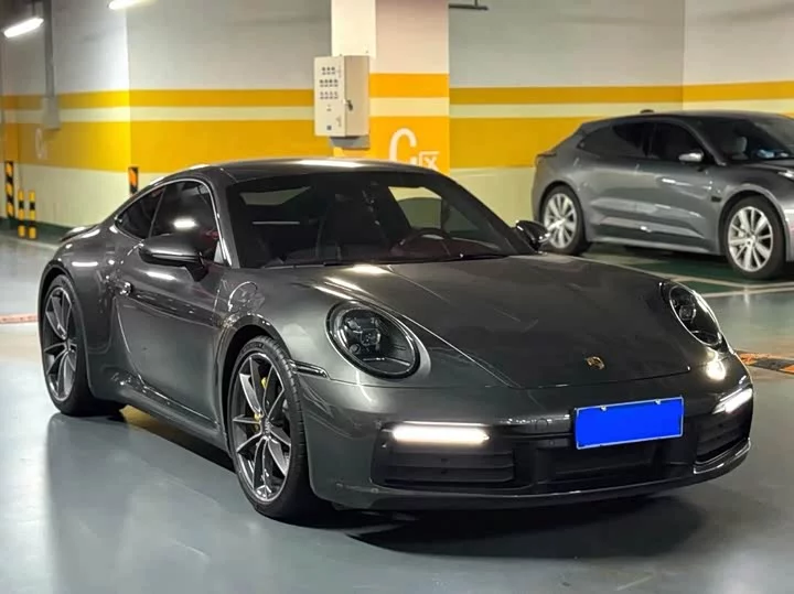 Porsche 911