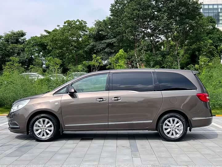 Buick GL8