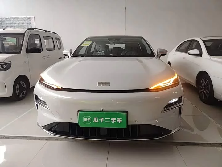Geely Galaxy Star 8