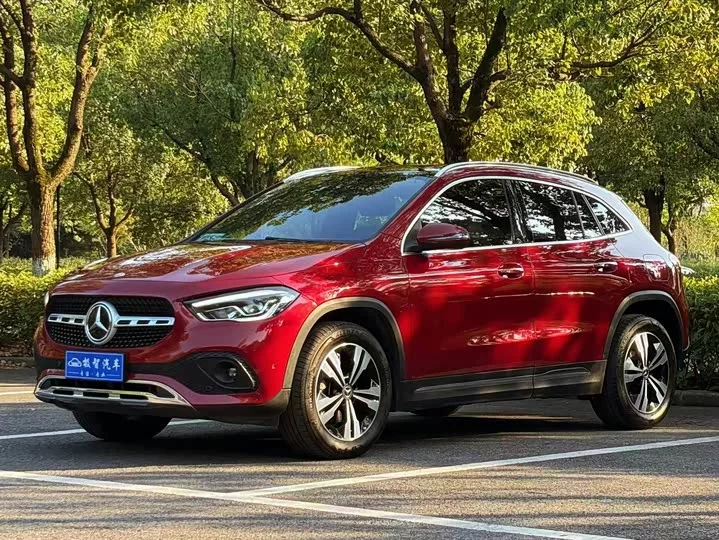 Mercedes-Benz GLA