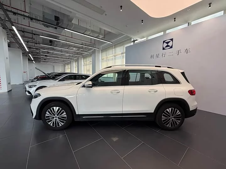 Mercedes-Benz EQB