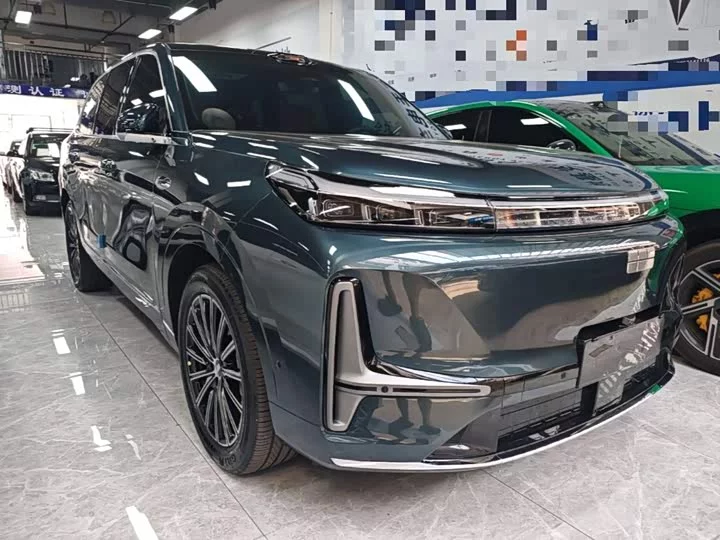 Geely Galaxy M9