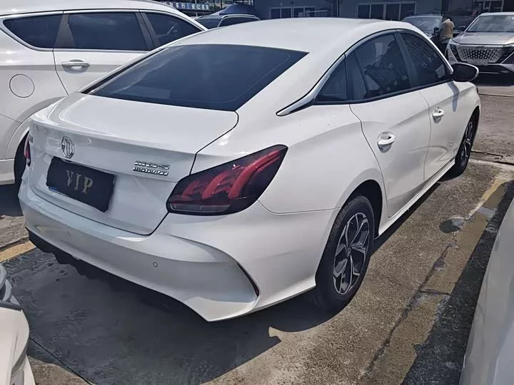 MG 5