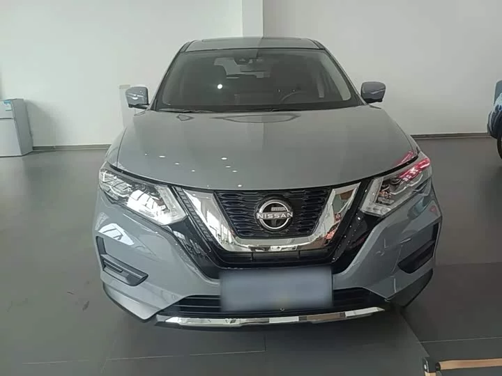 Nissan Qijun