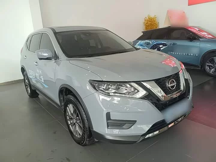 Nissan Qijun
