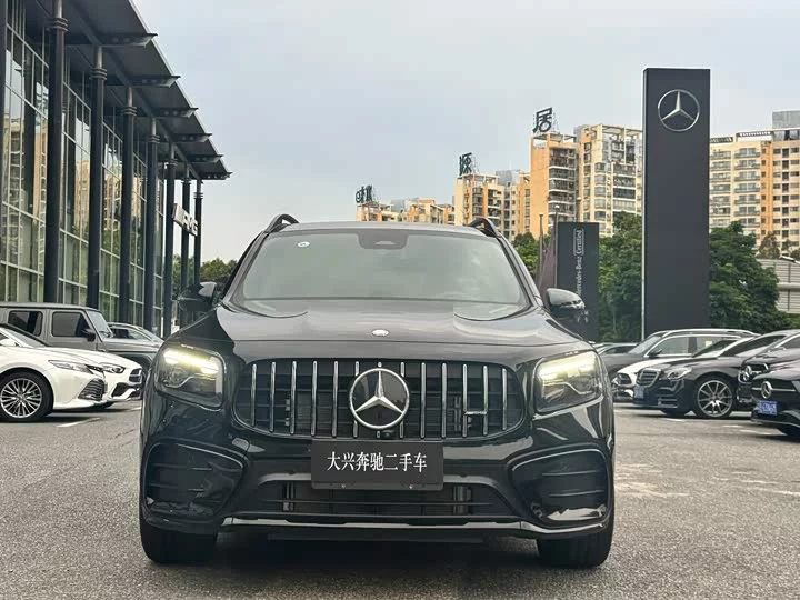 Mercedes-Benz GLB AMG