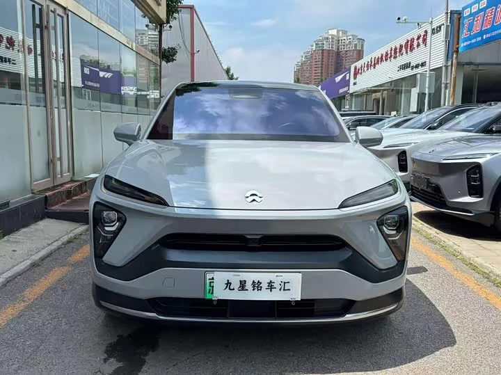 NIO EC6