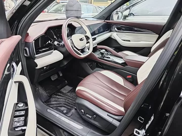 Geely Xingyue L