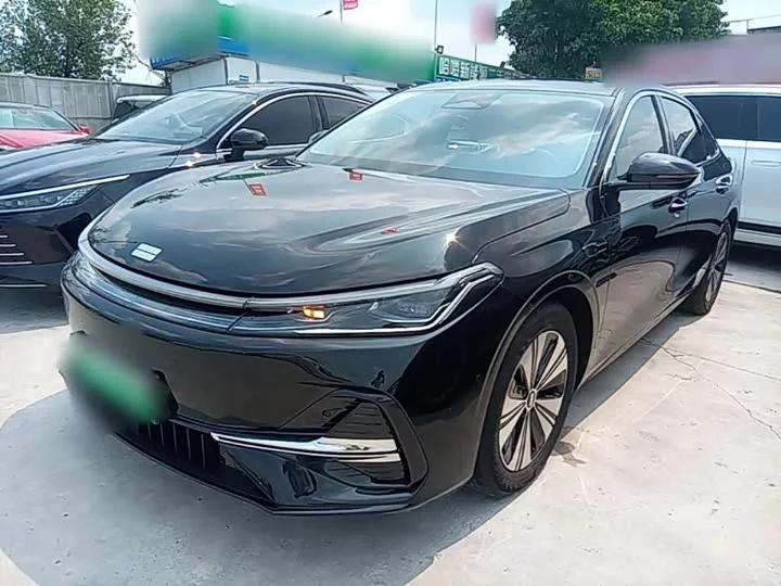 Geely Galaxy A7 EM