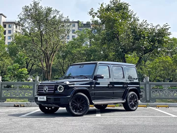 Mercedes-Benz G-rated