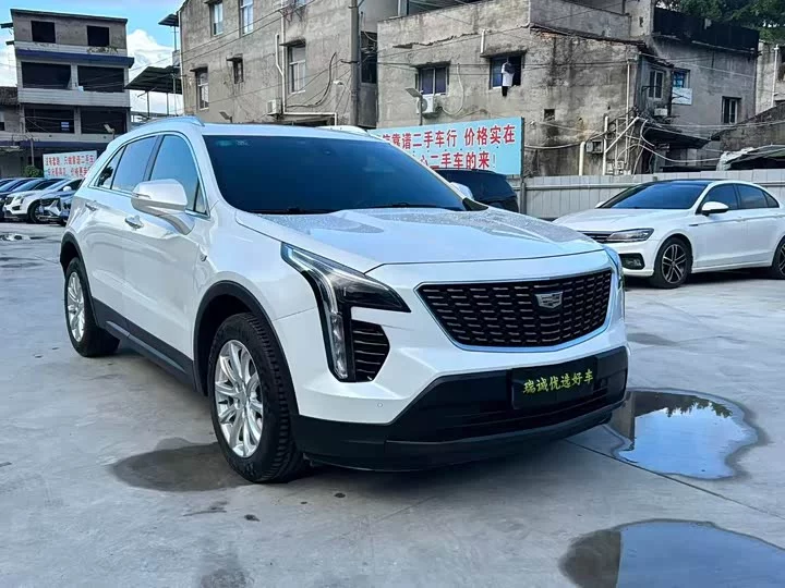 Cadillac XT4