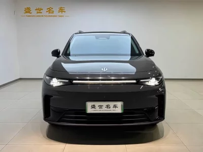 Leapmotor C16