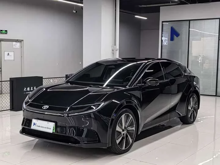 Toyota bZ5